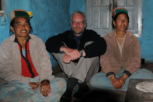 Peter Kuhn-Simma ist in Kinnaur bei einer einheimischen Familie eingeladen.